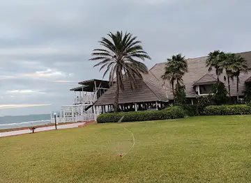 Karambezi Cafe
