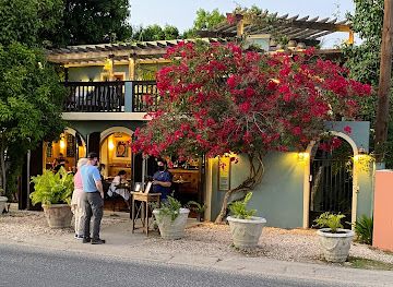 puerto-rico/vieques/restaurant/el-quenepo-vieques