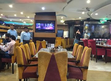 pakistan/lahore/restaurant/options-an-exotic-restaurant-cafe
