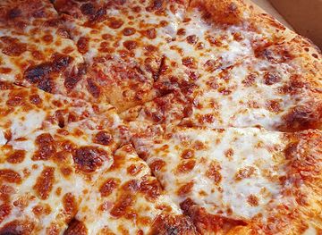 the-bahamas/andros-town/restaurant/little-caesars