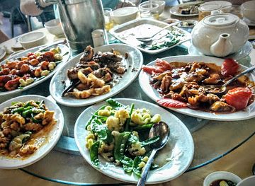 myanmar-burma/kyaiktiyo/restaurant/golden-duck