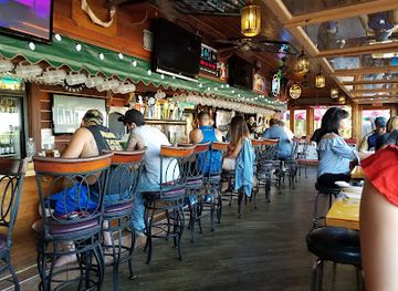 wisconsin/kenosha/restaurant/boat-house-pub-eatery