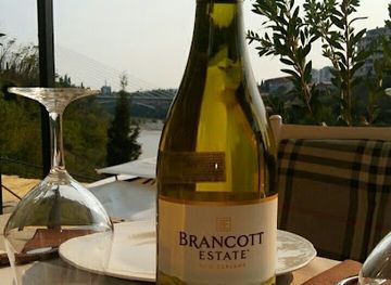 montenegro/podgorica/restaurant/moracha-river-house-restaurant