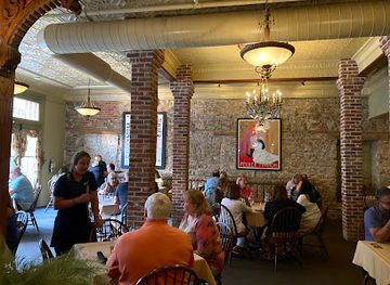 illinois/galena-territory/restaurant/fried-green-tomatoes