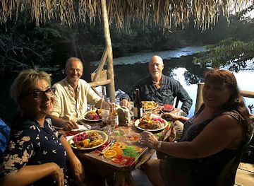 guatemala/ixil-triangle/restaurant/parentesis