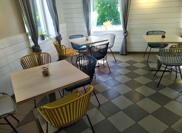 estonia/kärdla/restaurant/pannkoogimaja