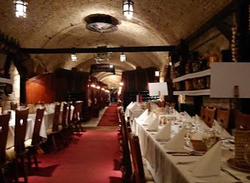 hungary/duna-ipoly-national-park/restaurant/taiwan-restaurant