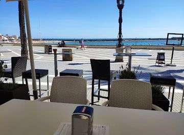 spain/cadiz/la-vina/restaurant/quilla-restaurante-cafe-y-terraza