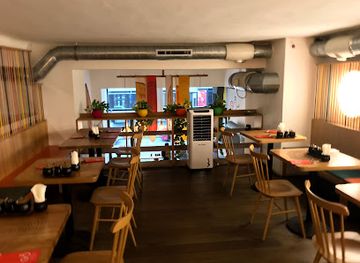 czechia/brno/restaurant/go-brno-vietnamese-street-food