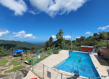 puerto-rico/la-cordillera-central/restaurant/las-cabanas