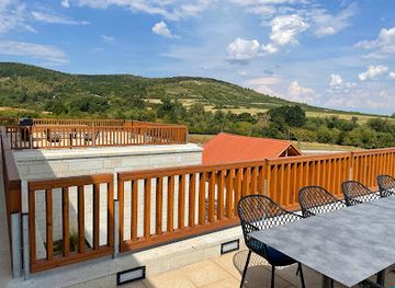 hungary/zemplen-mountains/restaurant/harsanyi-dulobisztro-es-pinceszet