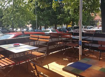 slovenia/skofja-loka/restaurant/hitra-hrana-garac