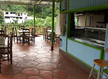 puerto-rico/greater-antilles/restaurant/restaurante-vista-al-rio
