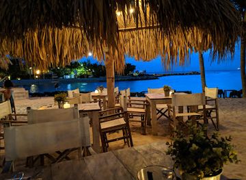 curacao/playa-kalki/restaurant/hemingway