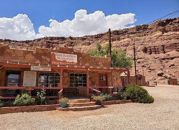 arizona/coconino-county/restaurant/cliff-dwellers-restaurant