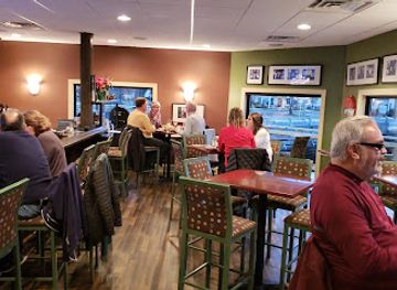 delaware/blackbird-state-forest/restaurant/abbott-s-on-broad-creek