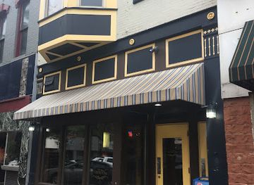 illinois/waukegan/restaurant/the-taproom