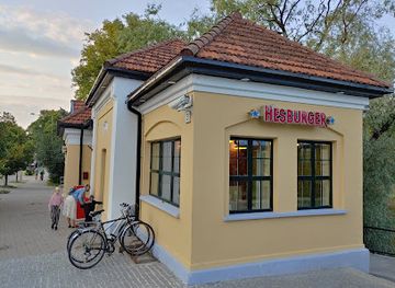 estonia/tartu-university/restaurant/hesburger-raekoja-plats
