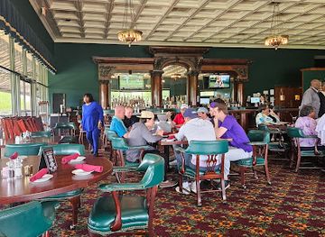 delaware/white-clay-creek-state-park/restaurant/at-the-rail-wine-bar-grille