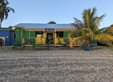 saint-kitts-and-nevis/botanical-gardens-of-nevis/restaurant/cathy-s-ocean-view-bar-and-grill-open-for-lunch-on-ship-day-from-12pm-to-3-30pm