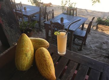 madagascar/isalo-national-park/restaurant/tsy-manin-resto-chill-out-bar