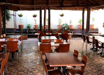 angola/uige/restaurant/restaurant-rua-11