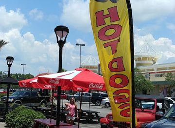 alabama/gulf-shores/restaurant/wacked-out-weiner-gulf-shores