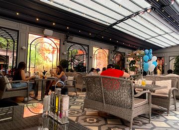 moldova/chisinau/centru/restaurant/sisters