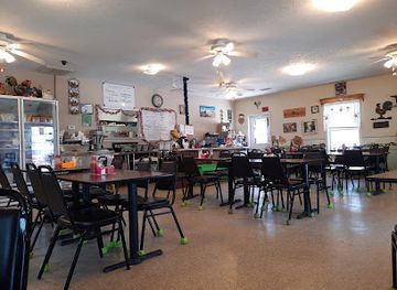 indiana/hoosier-national-forest/restaurant/roosters-hen-house-llc