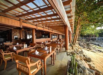 thailand/koh-phangan/restaurant/by-the-sea-restaurant-bar