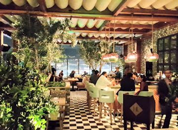 california/los-angeles/hollywood/restaurant/the-highlight-room