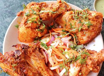 nepal/chitwan-valley/restaurant/fishtail-lodge