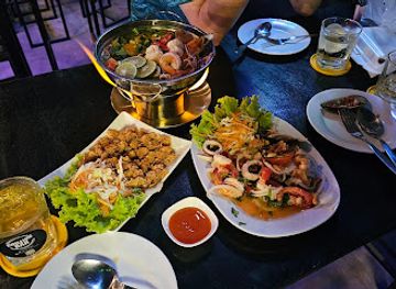 thailand/udon-thani/restaurant/chilling-bar-udon-thani