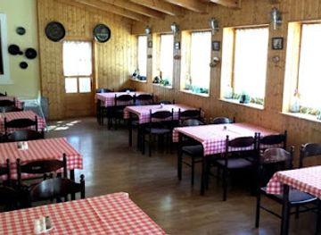 hungary/borzsony-mountains/restaurant/faradt-vandor-kisvendeglo
