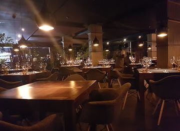 liberia/monrovia/restaurant/the-living-room-thai-and-sushi