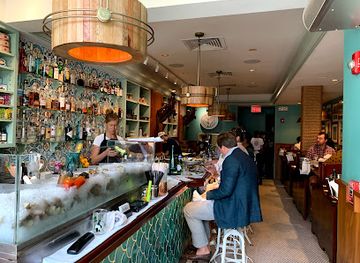 massachusetts/boston/back-bay/restaurant/saltie-girl