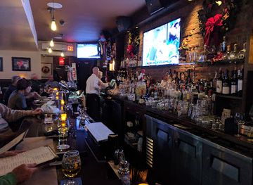 new-york/white-plains/restaurant/emma-s-ale-house