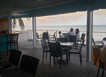 the-bahamas/eleuthera/restaurant/the-shipyard