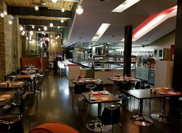 canada/central-canada/restaurant/the-chefs-house