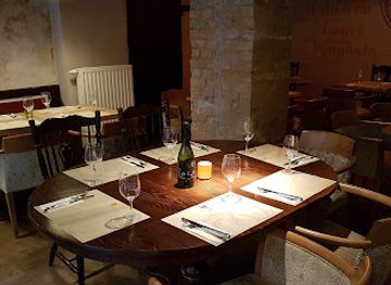 hungary/kunsag/restaurant/barack-es-szilva-etterem