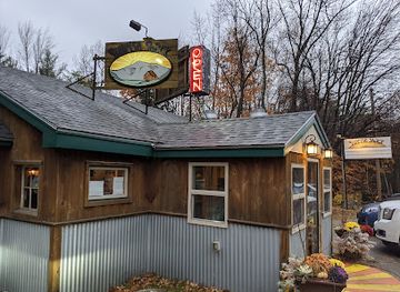 new-hampshire/white-mountains/restaurant/the-sunrise-shack