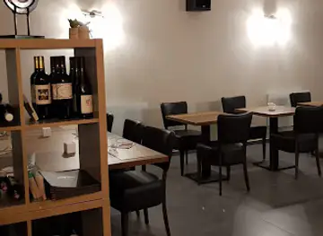 BRASSERIE RESTAURANT À CÔTÉ