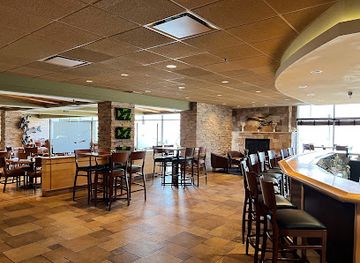wisconsin/coulee-region/restaurant/three-rivers-river-view-restaurant-bar
