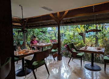 indonesia/ubud/restaurant/mozaic