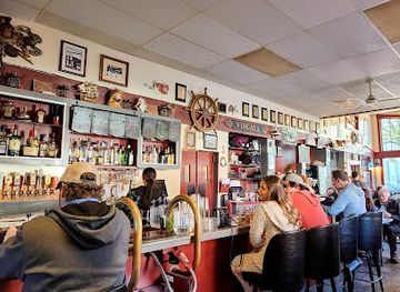 maine/portland/restaurant/gilberts-chowder-house