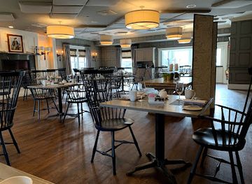 massachusetts/merrimack-valley/restaurant/town-meeting-bistro