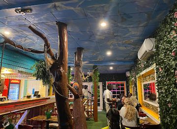 the-bahamas/nassau/restaurant/the-bush-garden-seafood-steakhouse