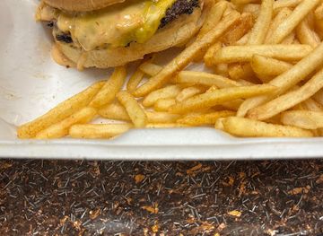 arizona/red-rock-country/restaurant/red-rock-burger