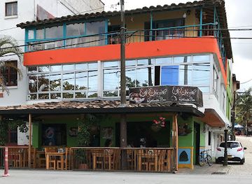 colombia/guatape/restaurant/el-encanto