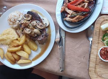 turkiye/kusadasi/restaurant/golden-boys-restaurant